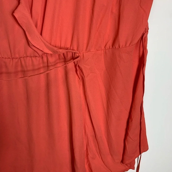 Torrid Georgette Ruffle Front Cami Blouse Adjustable Flowy Coral  Size 6 US 6X - Picture 8 of 11